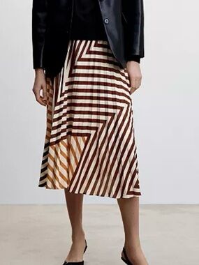 Pleated Geometric Midi Skirt in Brown and Cream